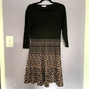 NWT New York & Co Long Sleeve Sweater Dress in Black & Tan size M A-Line